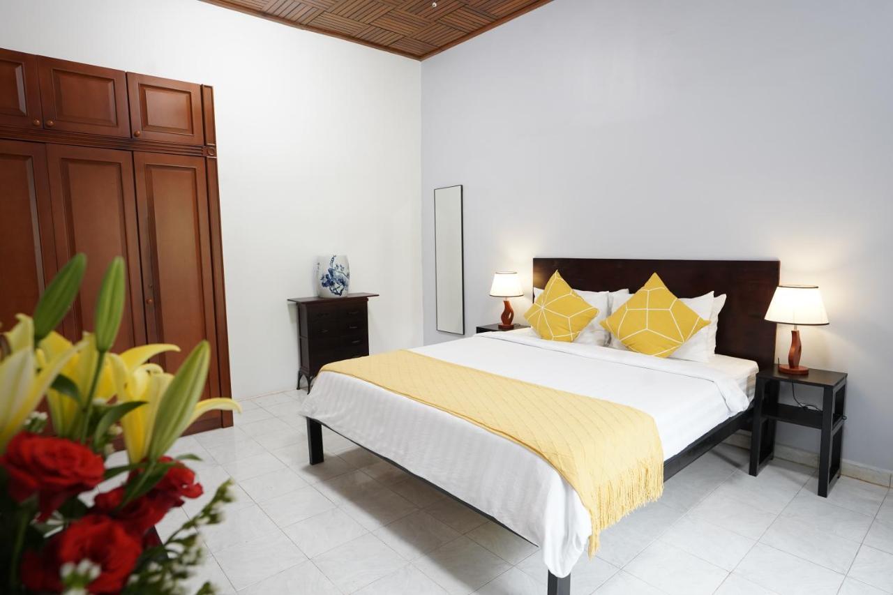 Birdcage Boutique Hotel Phnom Penh Bagian luar foto