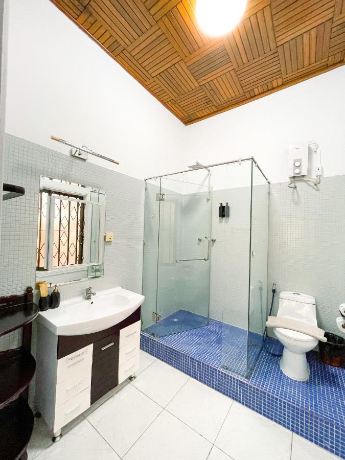 Birdcage Boutique Hotel Phnom Penh Bagian luar foto
