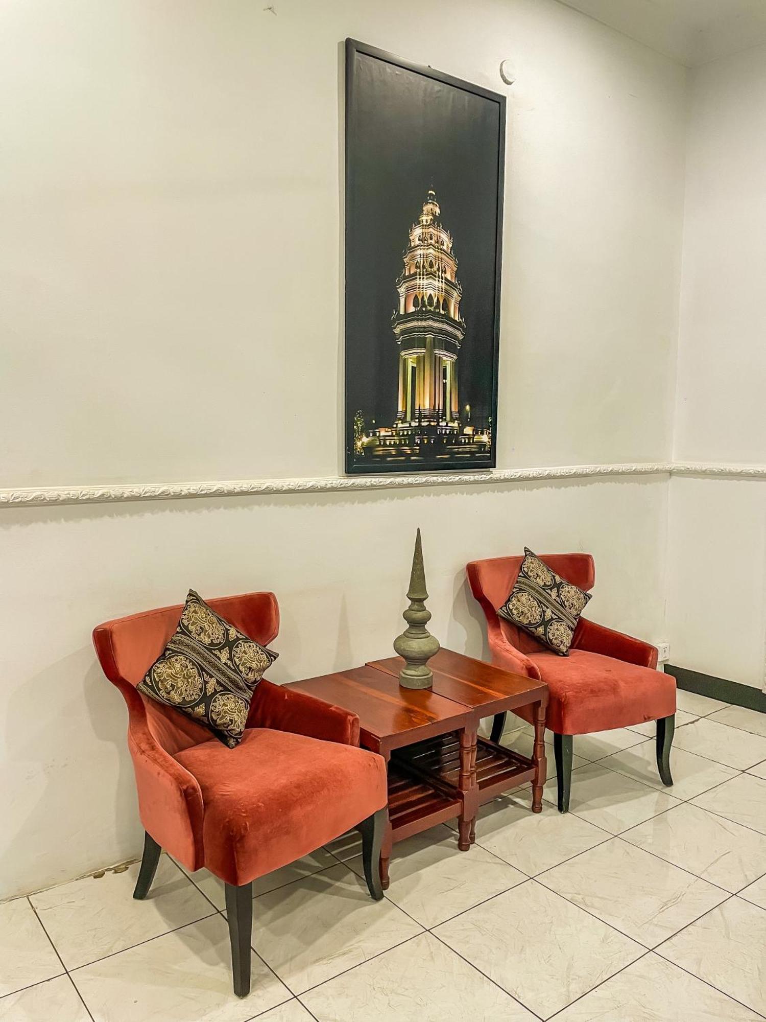 Birdcage Boutique Hotel Phnom Penh Bagian luar foto