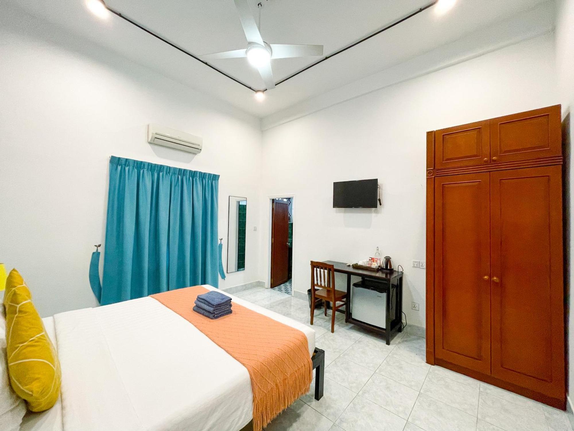 Birdcage Boutique Hotel Phnom Penh Bagian luar foto