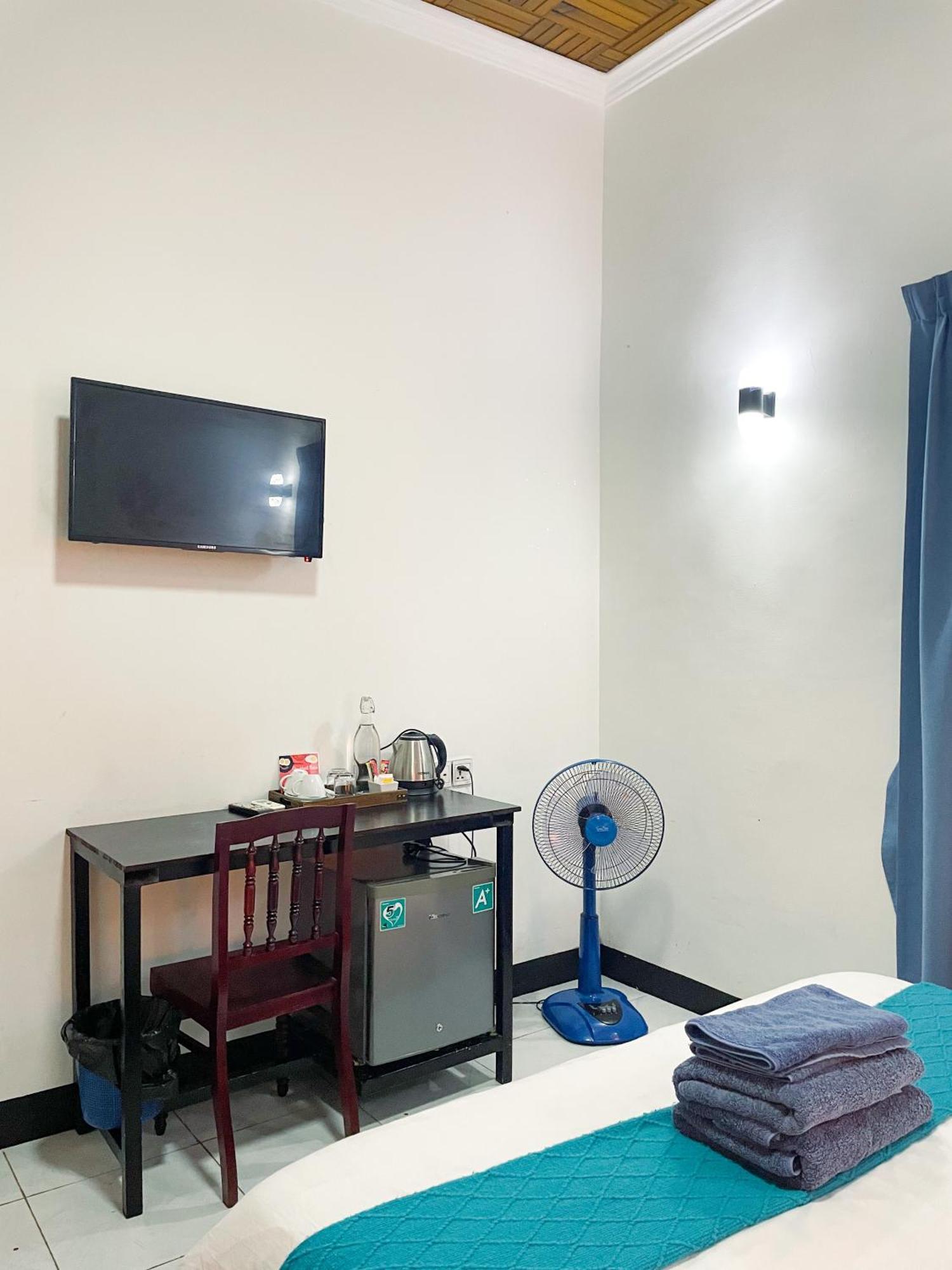 Birdcage Boutique Hotel Phnom Penh Bagian luar foto