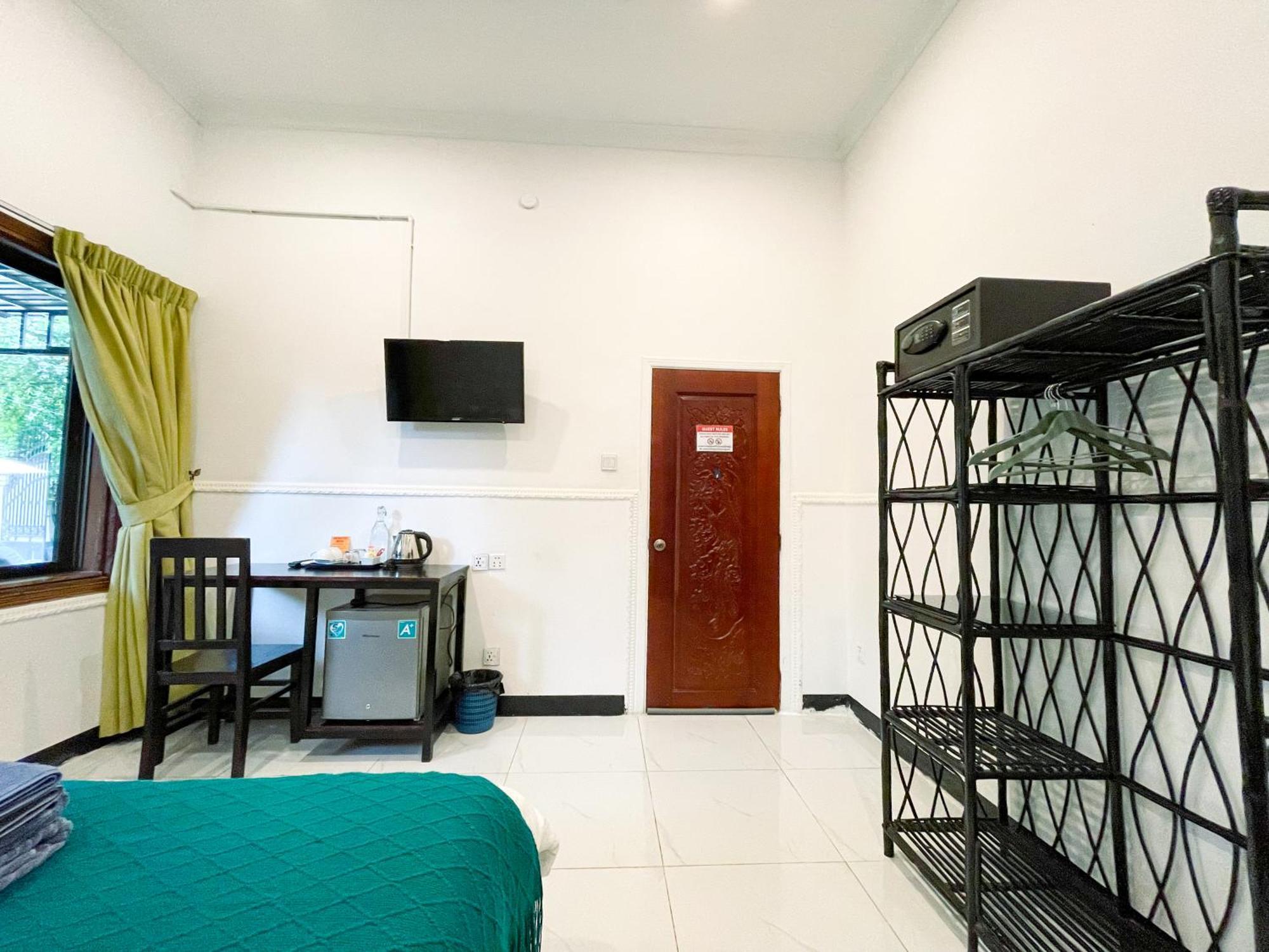 Birdcage Boutique Hotel Phnom Penh Bagian luar foto
