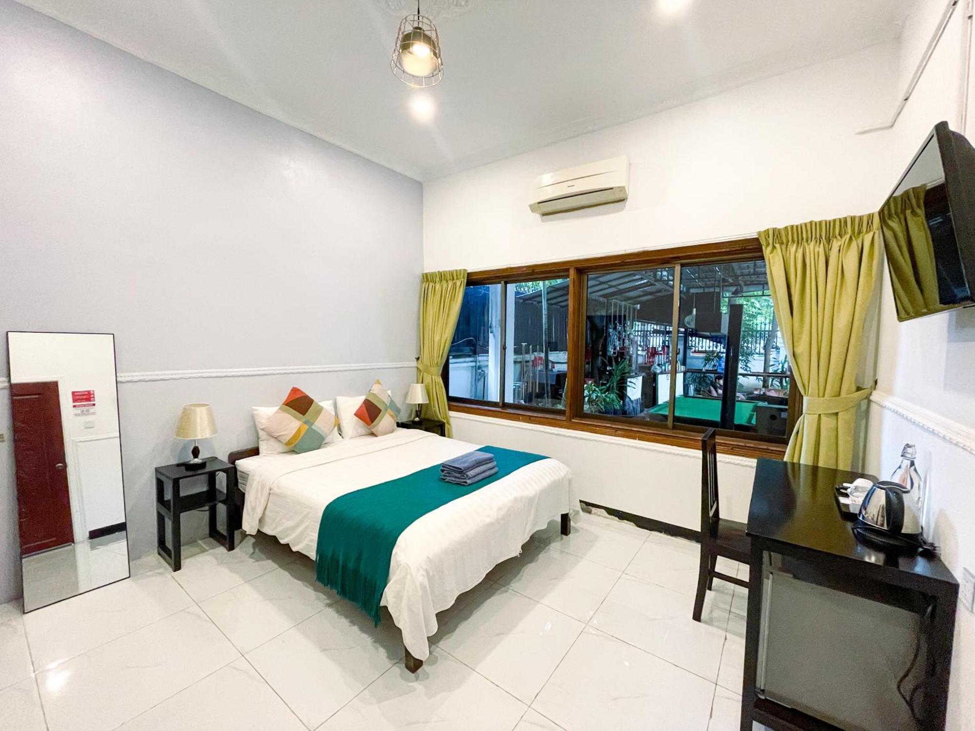 Birdcage Boutique Hotel Phnom Penh Bagian luar foto